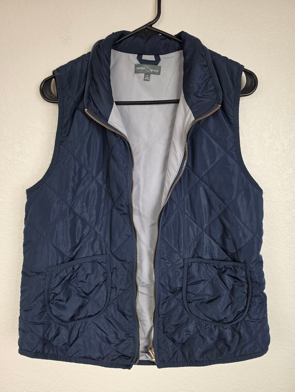 Market & Spruce Navy Quilted Vest Medium
